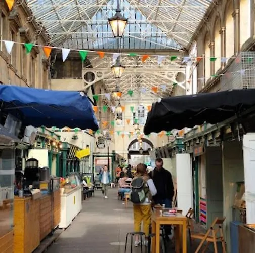 Riverside Apartament *