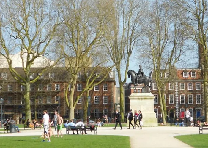 Riverside Apartament